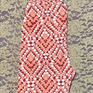 LuLaRoe butter soft leggings pink polka dot valentines- Red and White